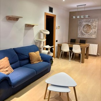 Piso reformado en Calle Los Negros – Málaga